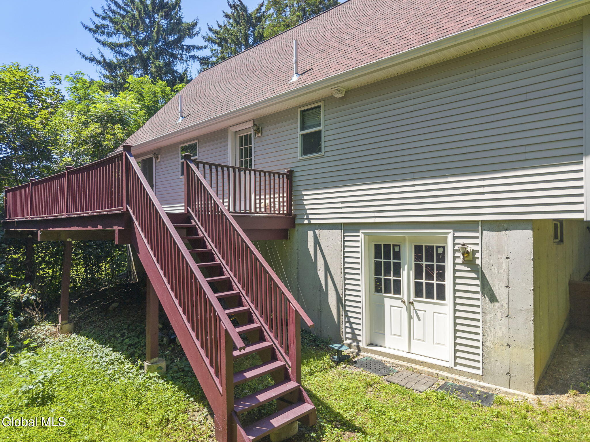 30-32 Western Avenue Ravena NY 12143