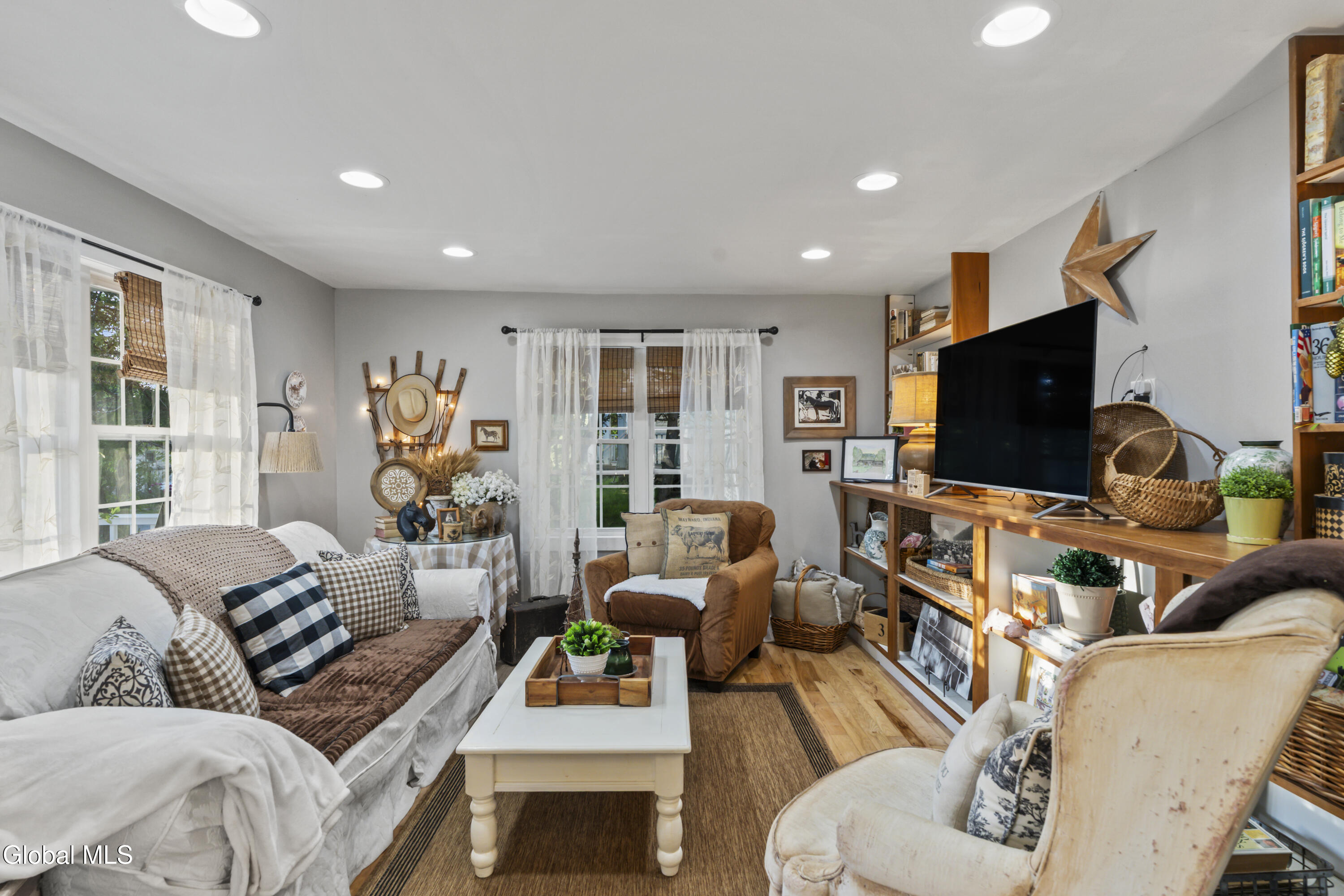 350 County Road 25 Hudson NY 12534