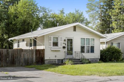 309 Manchester Road Schenectady NY 12304
