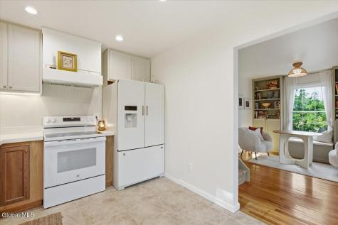 84 Lord Avenue Troy NY 12180