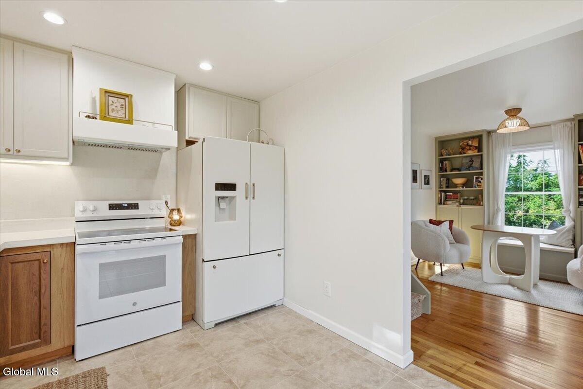 84 Lord Avenue Troy NY 12180