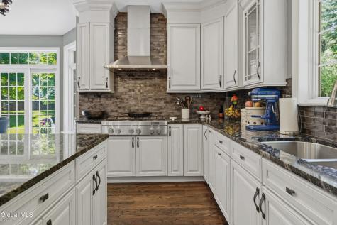 1 Oak Brook Boulevard Saratoga Springs NY 12866