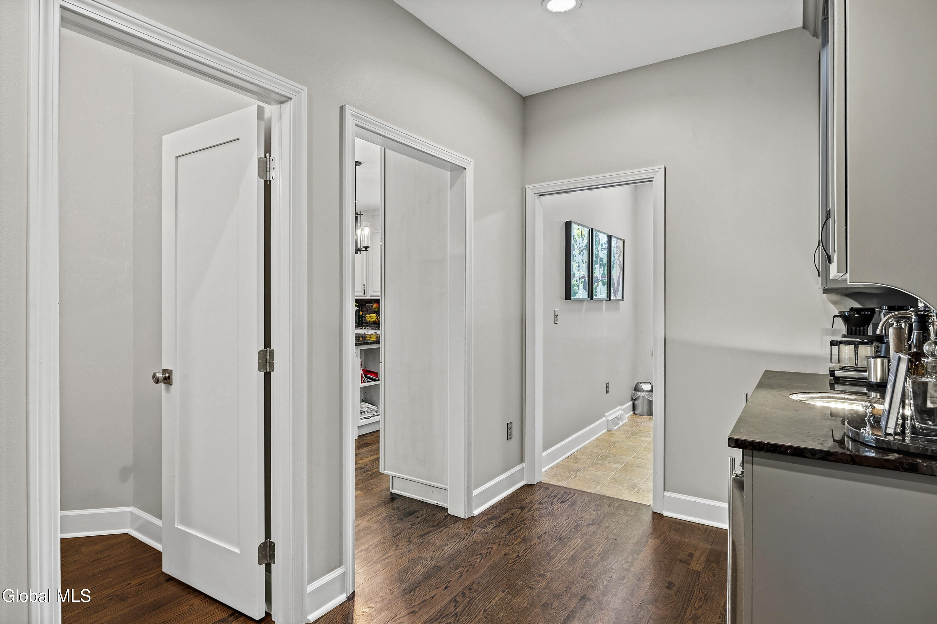 1 Oak Brook Boulevard Saratoga Springs NY 12866