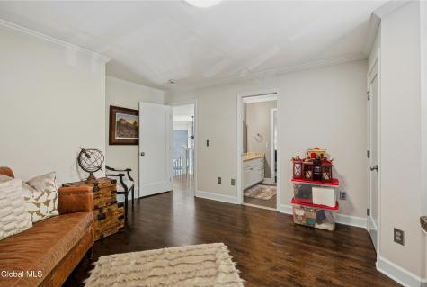 1 Oak Brook Boulevard Saratoga Springs NY 12866