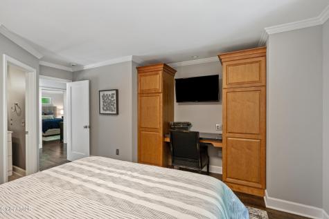 1 Oak Brook Boulevard Saratoga Springs NY 12866