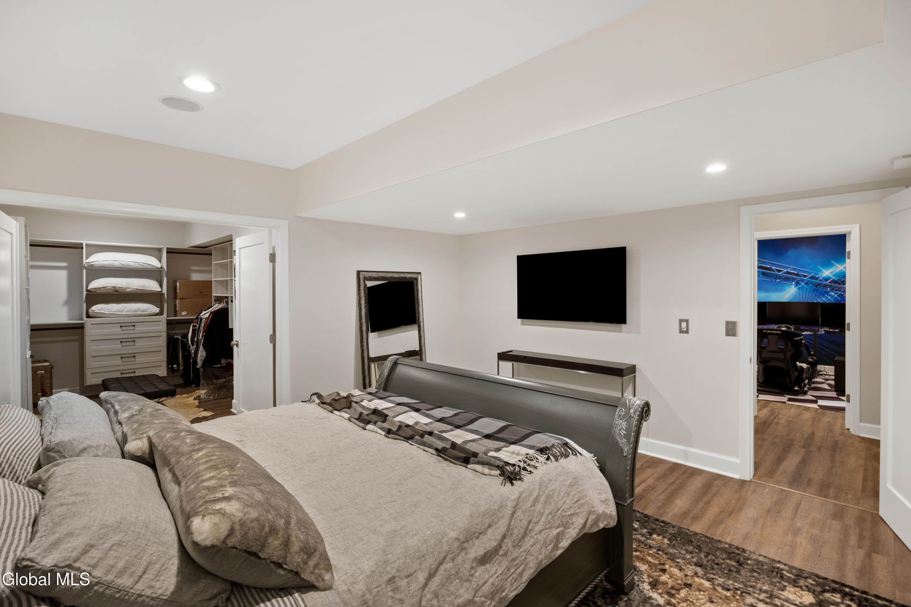 1 Oak Brook Boulevard Saratoga Springs NY 12866