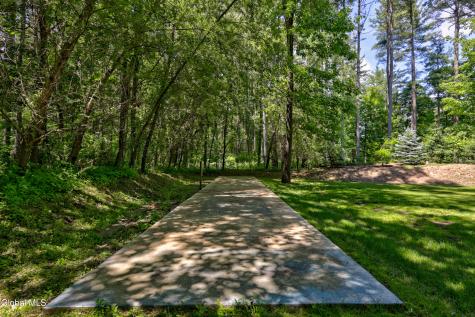 1 Oak Brook Boulevard Saratoga Springs NY 12866