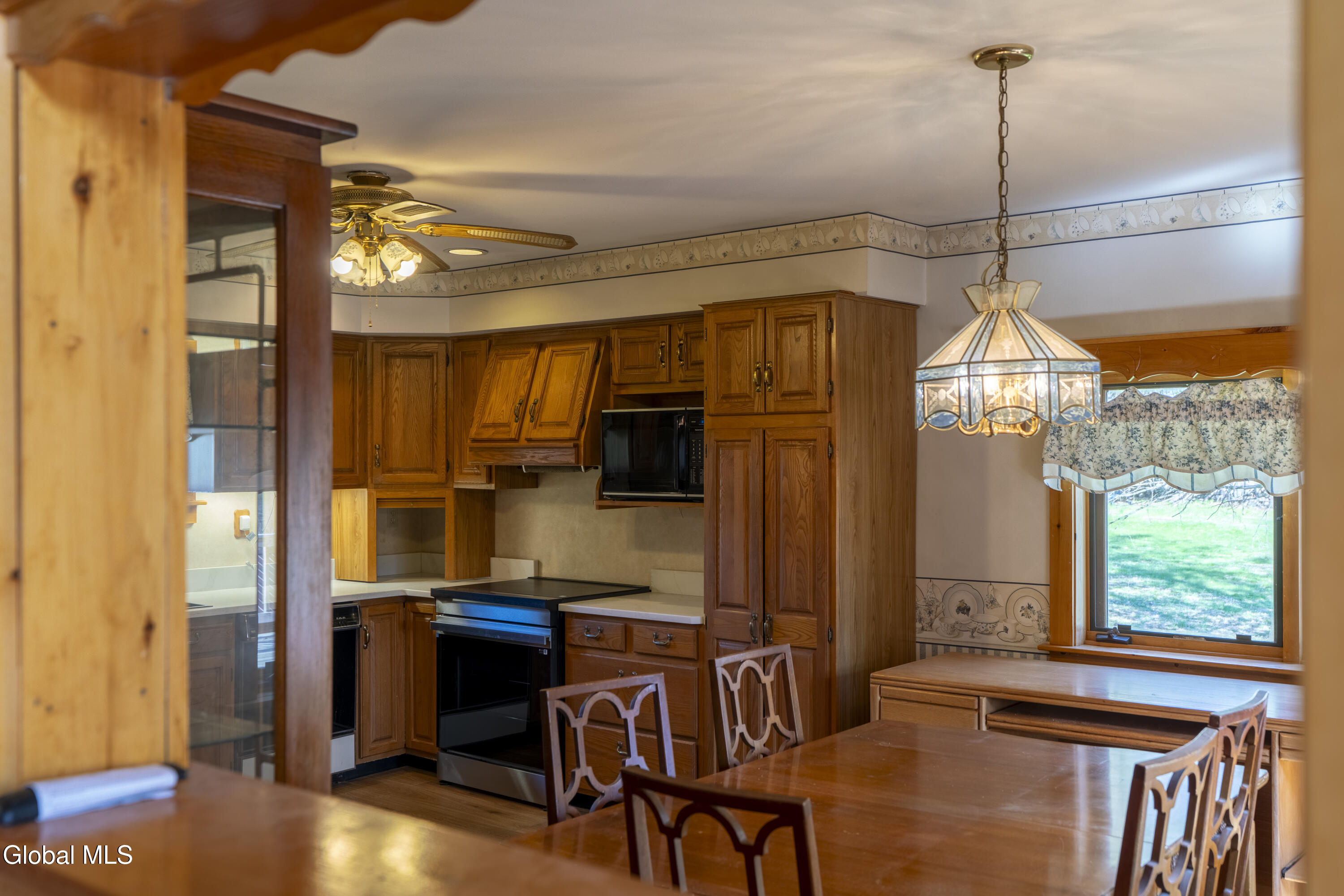 2 Cesta Lane Troy NY 12180