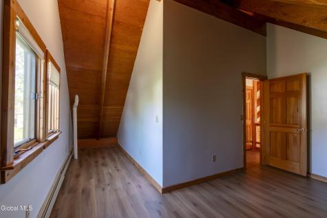 2 Cesta Lane Troy NY 12180
