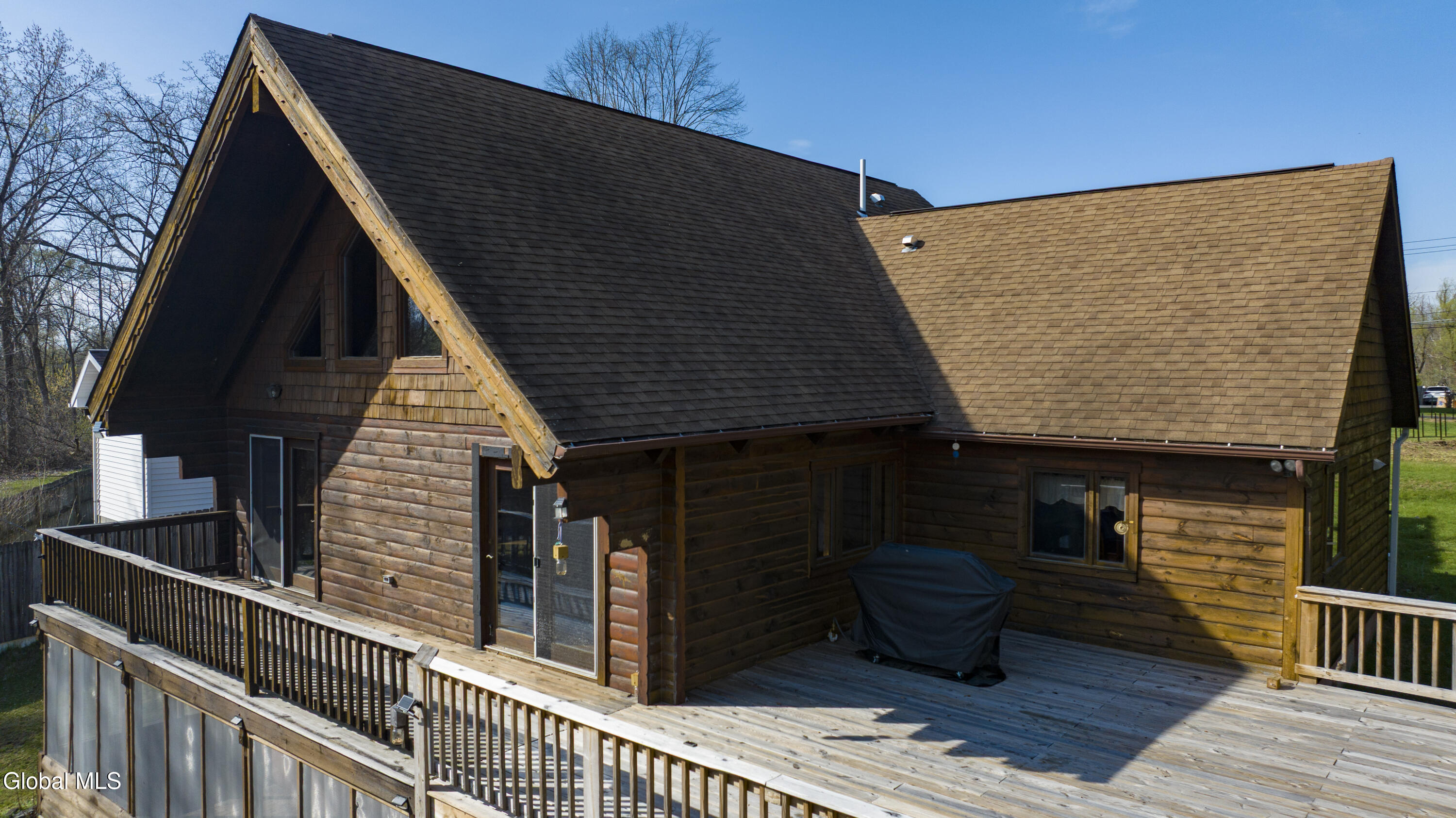 2 Cesta Lane Troy NY 12180