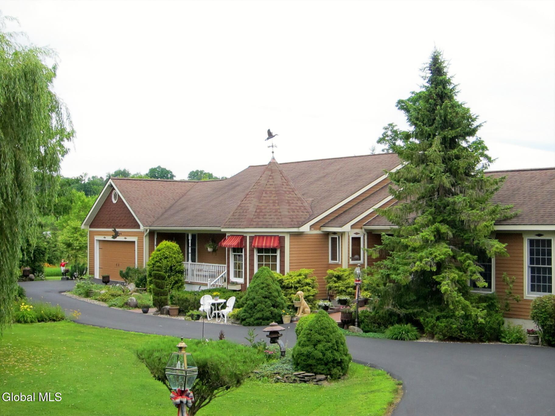 625 Mckay Road Amsterdam NY 12010