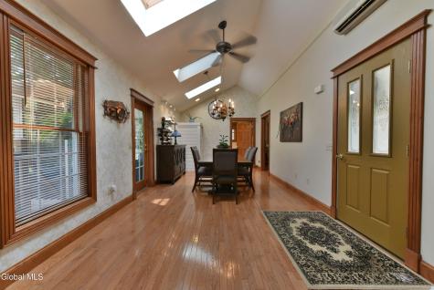 625 Mckay Road Amsterdam NY 12010