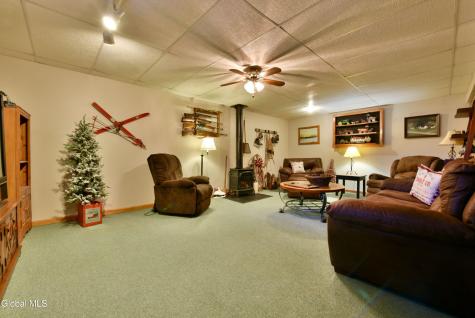 625 Mckay Road Amsterdam NY 12010