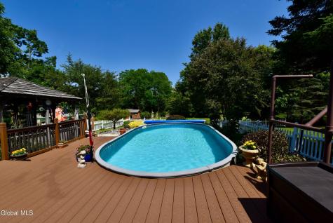 625 Mckay Road Amsterdam NY 12010