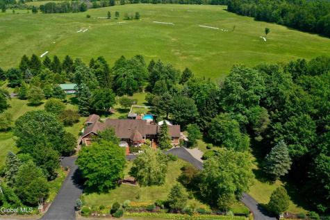 625 Mckay Road Amsterdam NY 12010