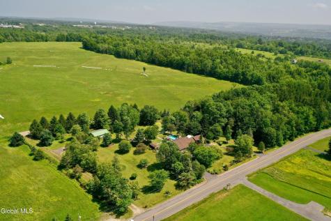 625 Mckay Road Amsterdam NY 12010