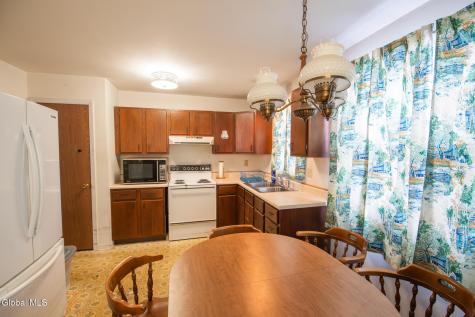 24-26 E Dillenbeck Drive Albany NY 12303