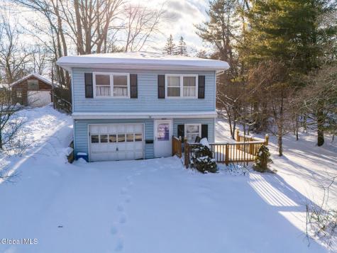 24-26 E Dillenbeck Drive Albany NY 12303