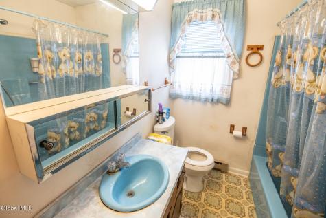 24-26 E Dillenbeck Drive Albany NY 12303