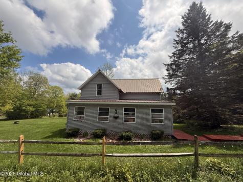 9012 Graphite Mountain Road Hague NY 12836