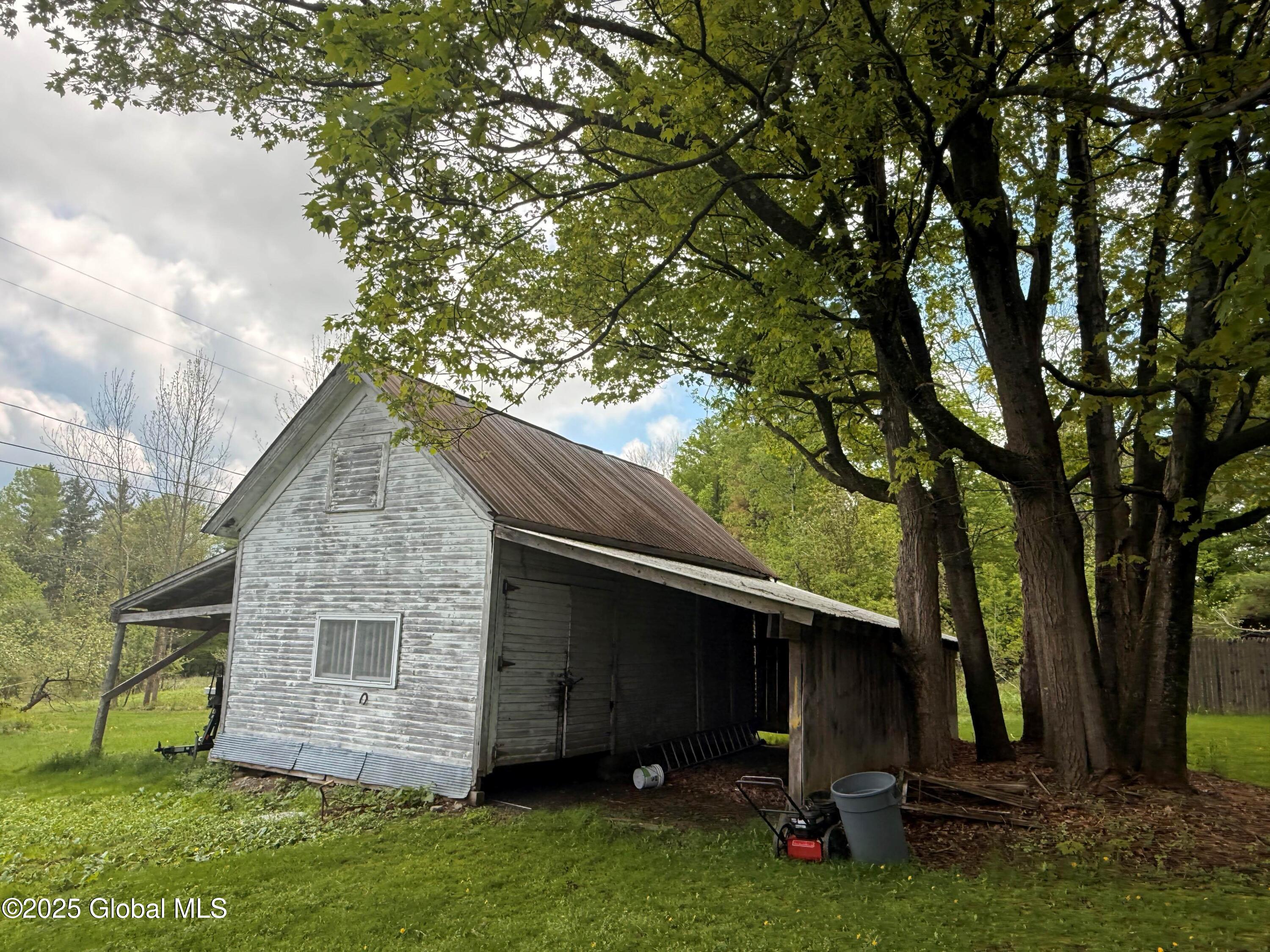 9012 Graphite Mountain Road Hague NY 12836
