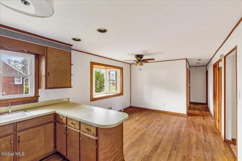 1045 O'brien Avenue Schenectady NY 12303