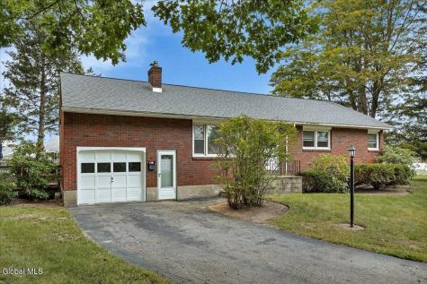 1045 O'brien Avenue Schenectady NY 12303