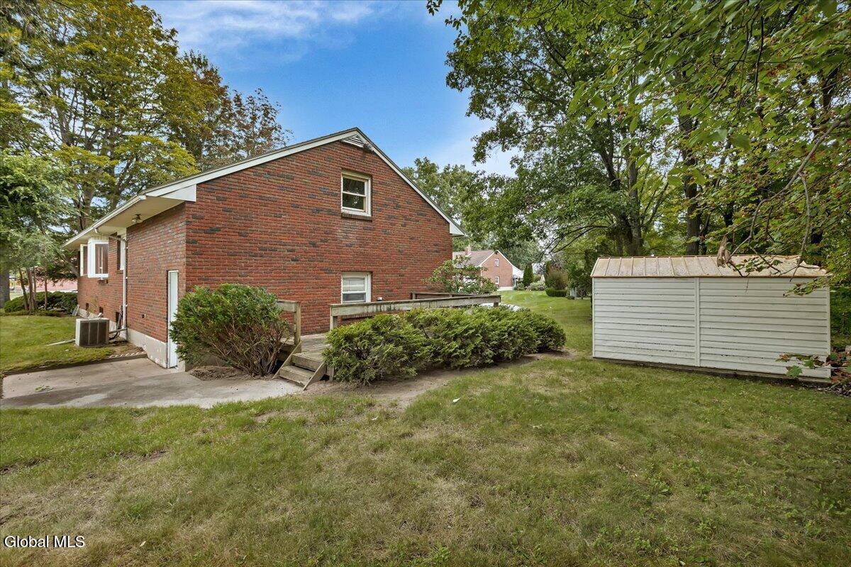1045 O'brien Avenue Schenectady NY 12303