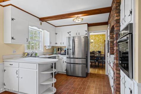 1174 Godfrey Lane Niskayuna NY 12309