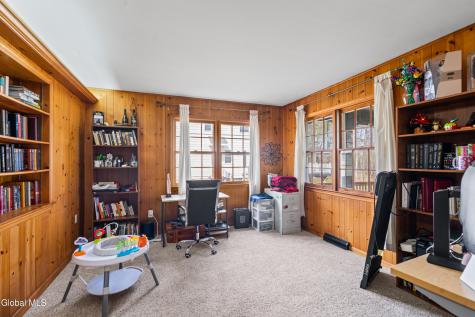 1174 Godfrey Lane Niskayuna NY 12309