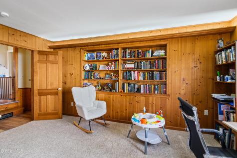 1174 Godfrey Lane Niskayuna NY 12309