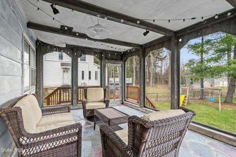 1174 Godfrey Lane Niskayuna NY 12309
