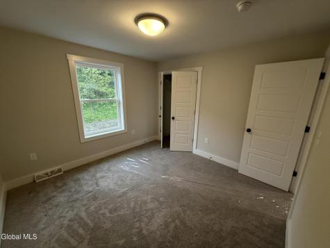 18 Quail Run Voorheesville NY 12186