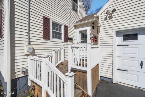 19 Fredericks Road Glenville NY 12302