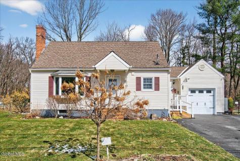 19 Fredericks Road Glenville NY 12302