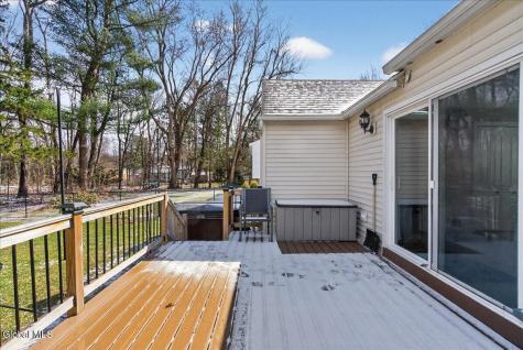 19 Fredericks Road Glenville NY 12302