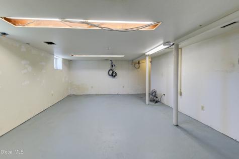 34 Russell Road Colonie NY 12205