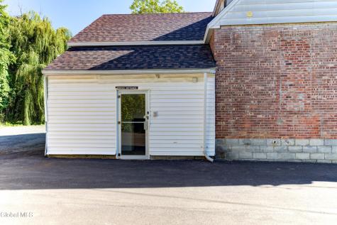 34 Russell Road Colonie NY 12205