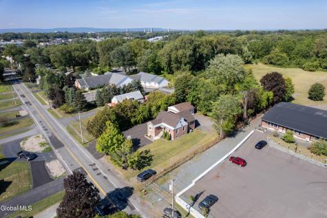 34 Russell Road Colonie NY 12205