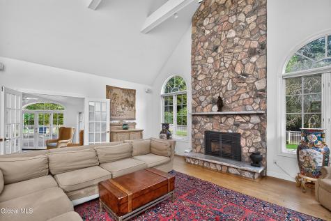 1648 New Scotland Road Slingerlands NY 12159