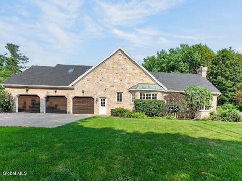 1648 New Scotland Road Slingerlands NY 12159