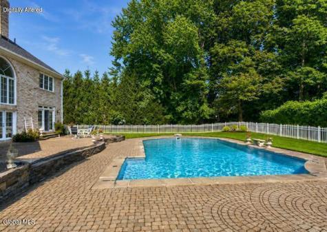 1648 New Scotland Road Slingerlands NY 12159
