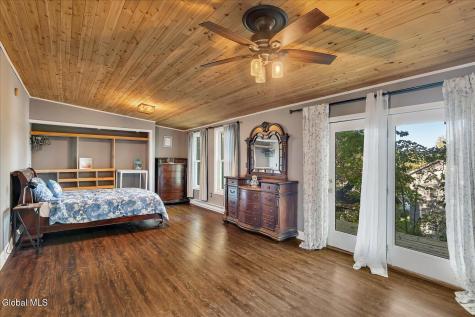 46 Seneca Road Sand Lake NY 12196