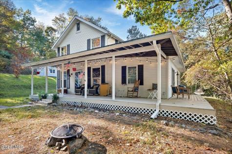46 Seneca Road Sand Lake NY 12196