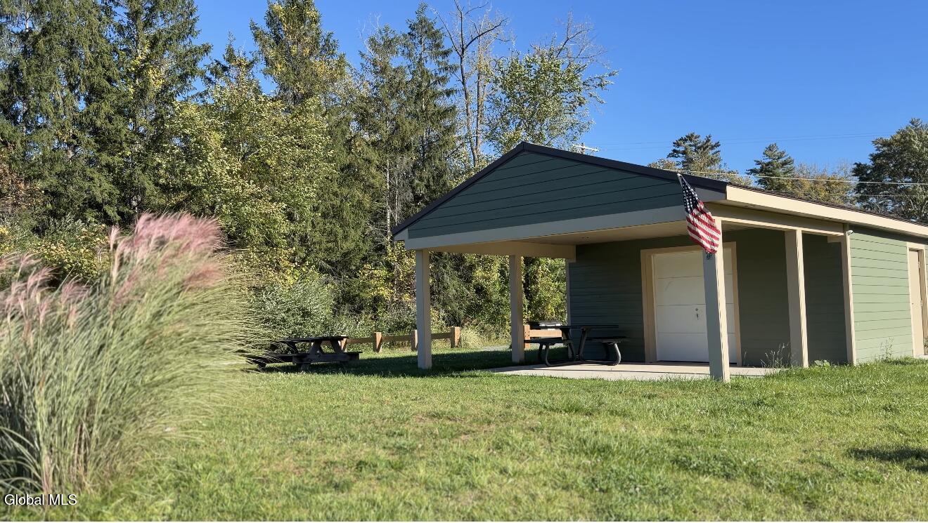 46 Seneca Road Sand Lake NY 12196