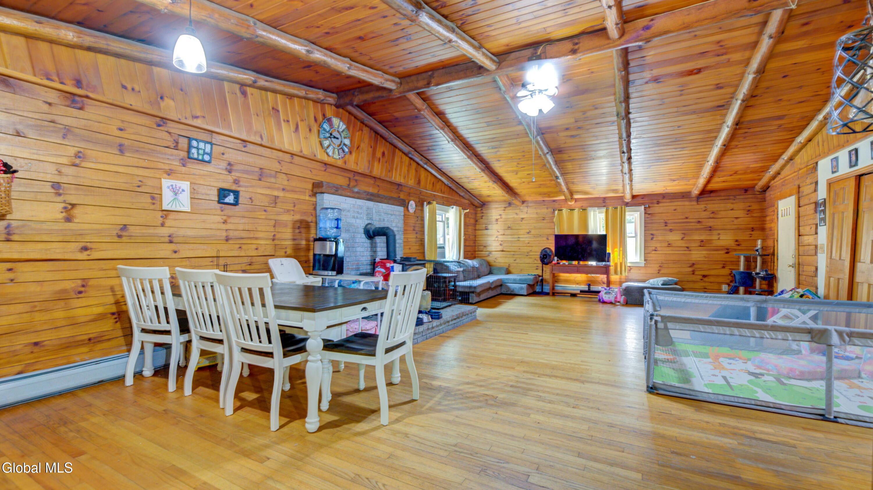 206 Capehorn Road Johnstown NY 12095