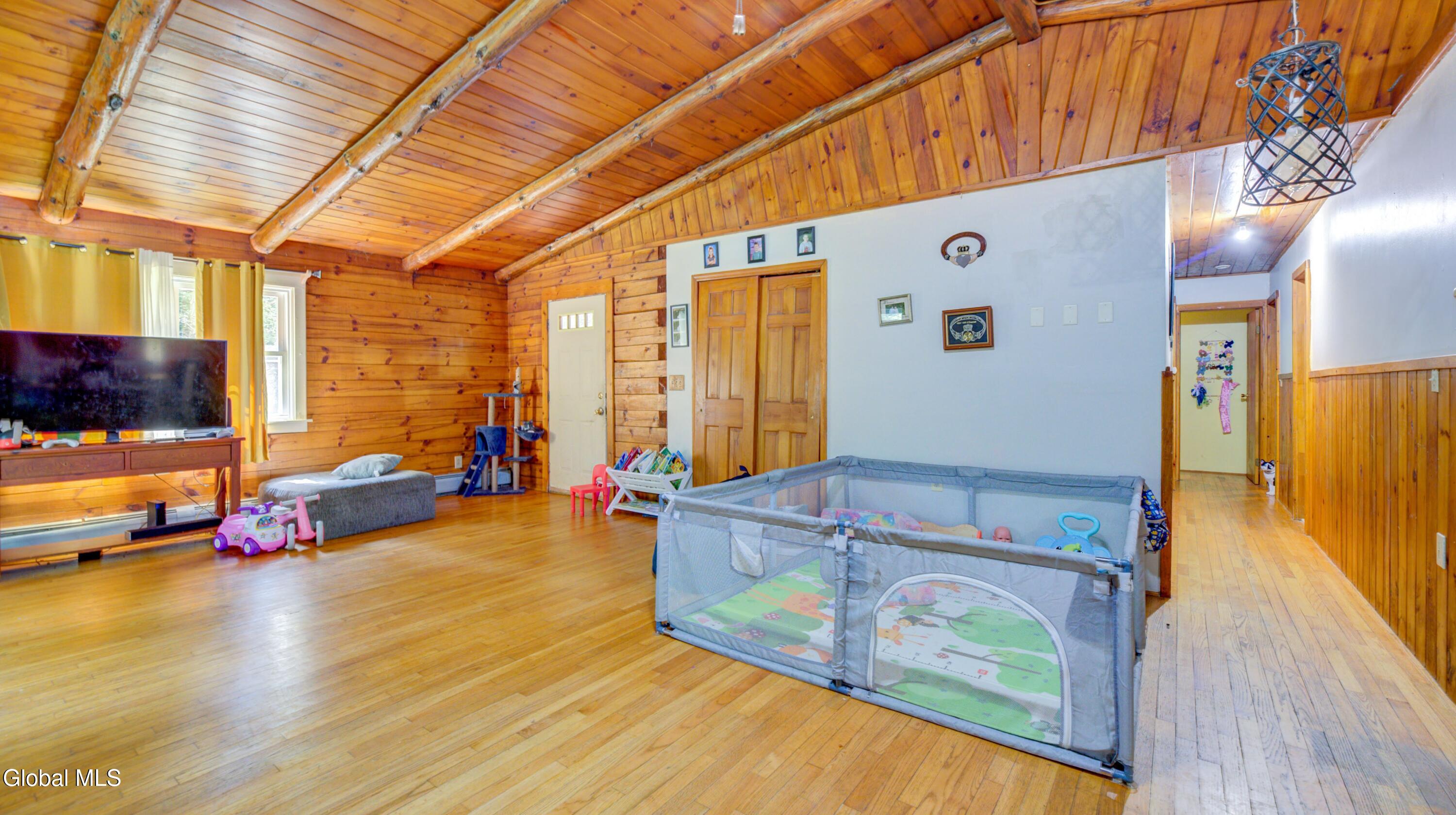 206 Capehorn Road Johnstown NY 12095
