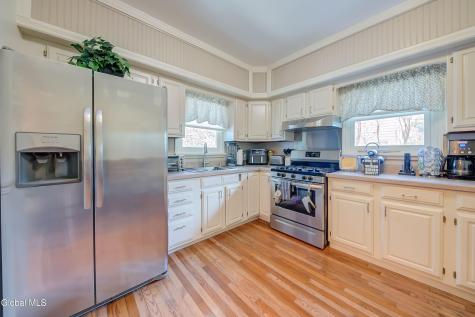 59 New Shaker Road Colonie NY 12205