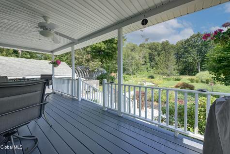 59 New Shaker Road Colonie NY 12205