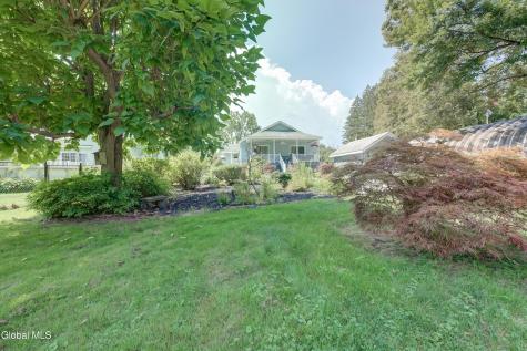 59 New Shaker Road Colonie NY 12205